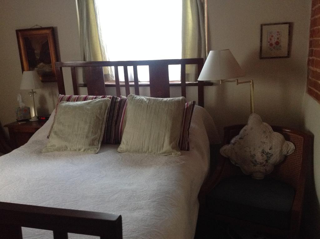 White House Farm Bed & Breakfast Hindolveston Стая снимка